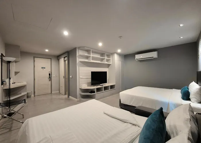 Phuket Guest Houses near Kathu watherfall