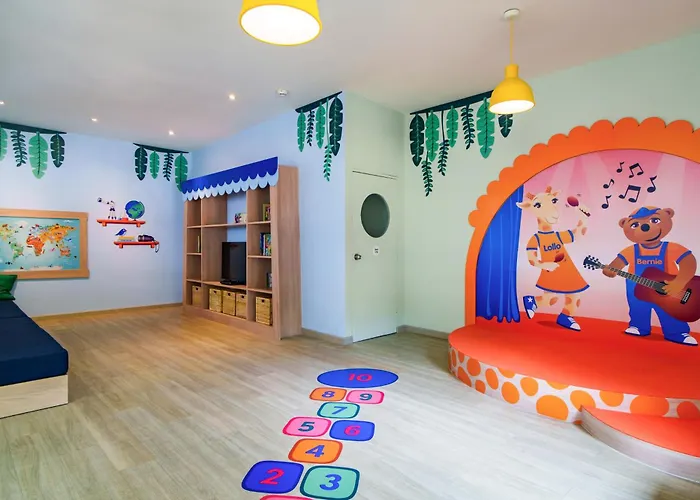 Bang Tao Beach (Phuket) Hotels
