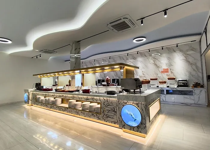 Patong Hotels near Malaga Airport (AGP)